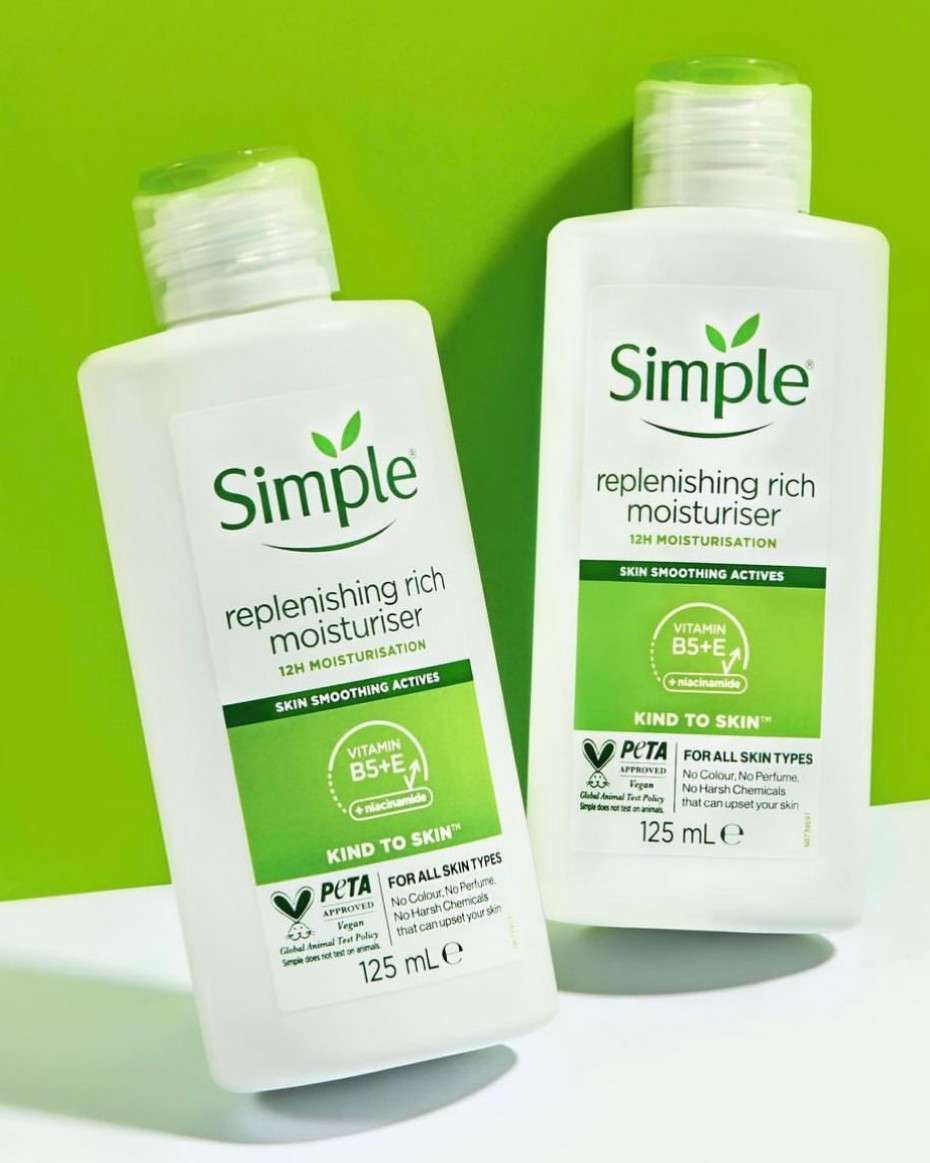 SIMPLE REPLENISHING RICH MOISTURISER 125ml image 0