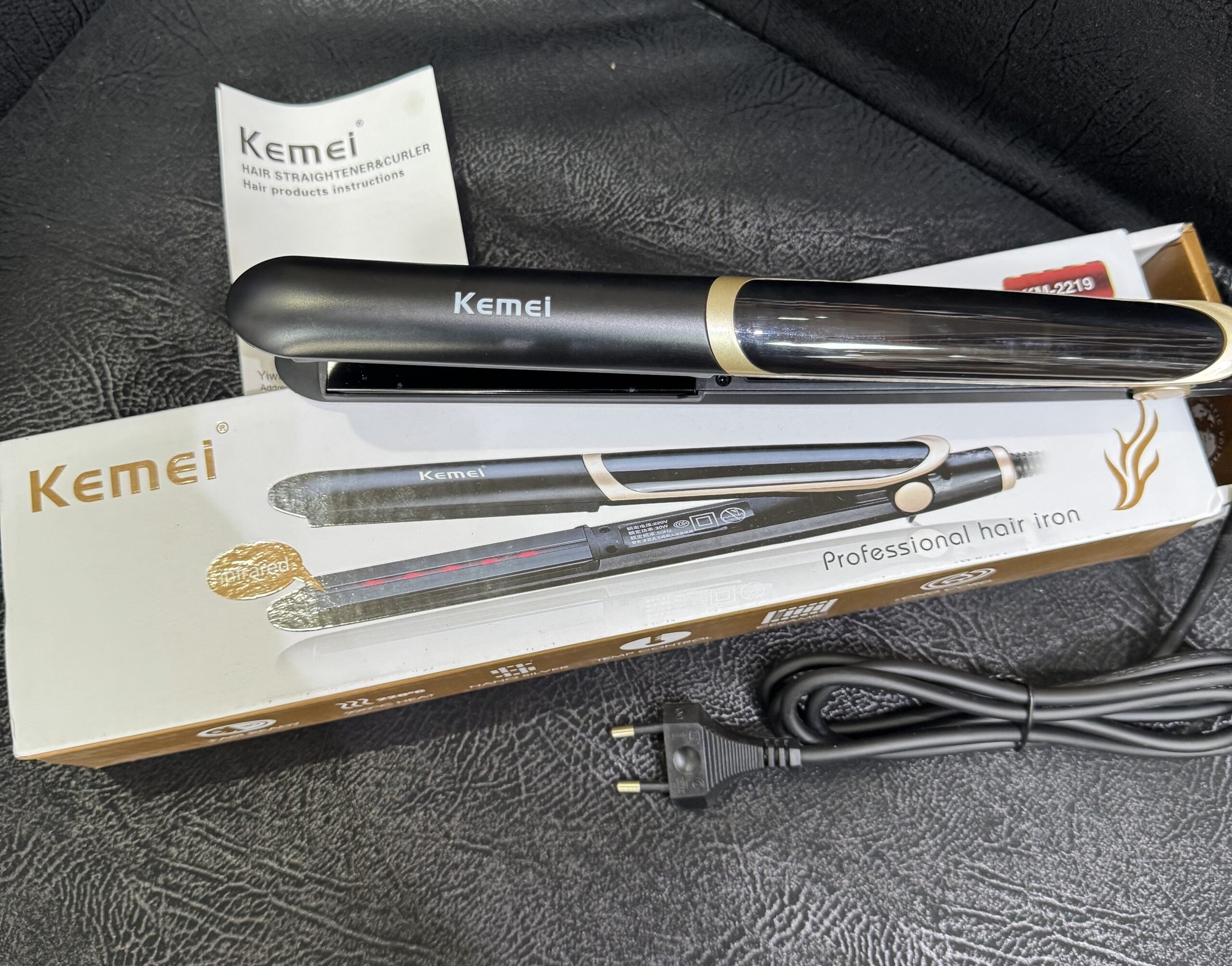 KEMEI PIXIE STRAIGHTENER image 0