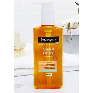 NEUTROGENA CLEAR & DEFEND FACIAL WASH 200ml